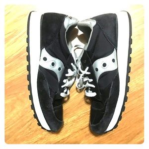 Saucony Jazz black sneakers